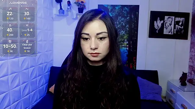 Eva Roussell online show from 28, 11, 2025