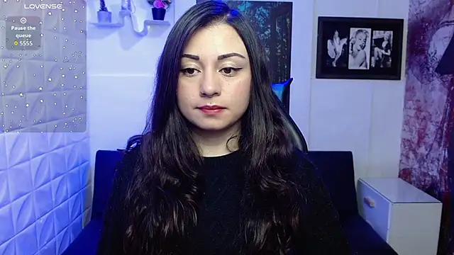 Eva Roussell online show from 6, 10, 2025