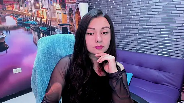 Eva Roussell online show from 5, 4, 2026