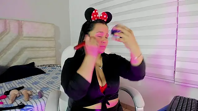  adahara queen online show from 16, 10, 2025