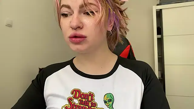 Mia Kamp online show from 30, 5, 2026