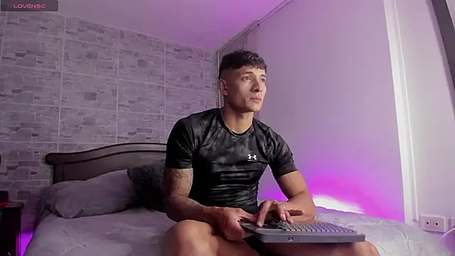 DavisFirb online show from 3, 12, 2025