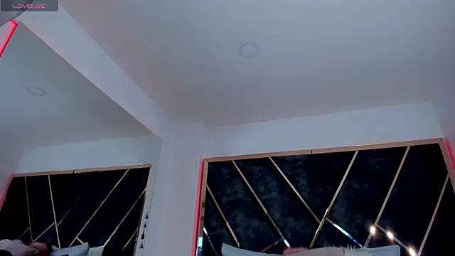 SusanaHenao online show from 9, 10, 2025