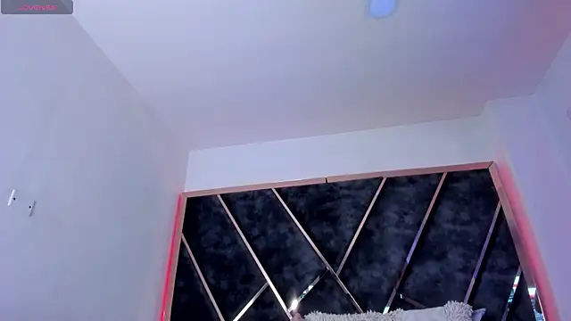 SusanaHenao online show from 21, 3, 2026