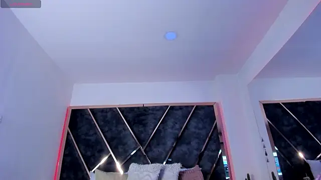 SusanaHenao online show from 20, 3, 2026