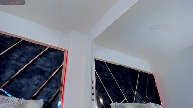 SusanaHenao online show from 14, 11, 2025