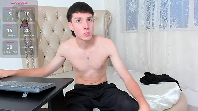 LittleDanny  online show from 8, 9, 2025