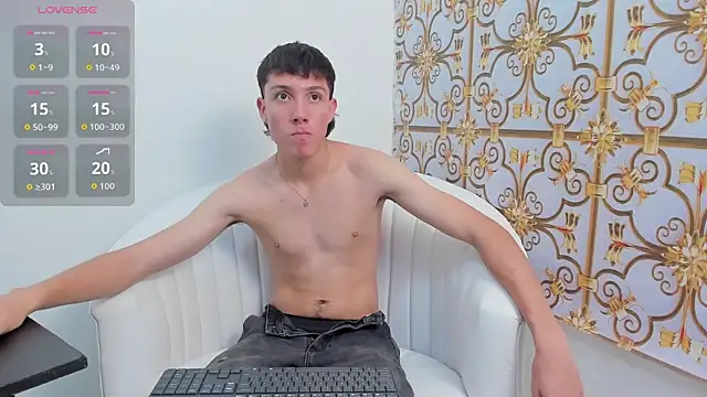 LittleDanny  online show from 24, 10, 2025