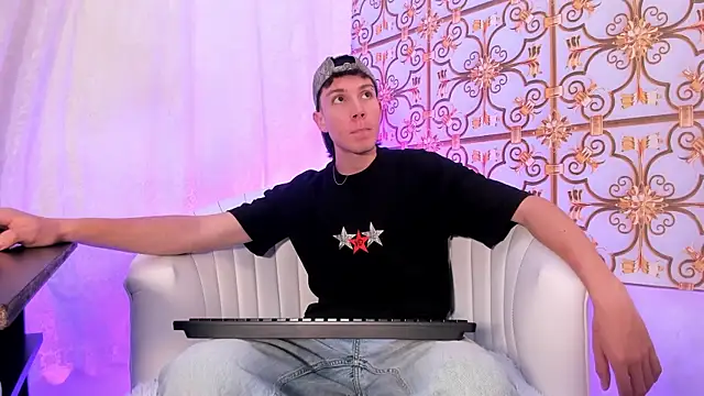 LittleDanny  online show from 26, 4, 2026