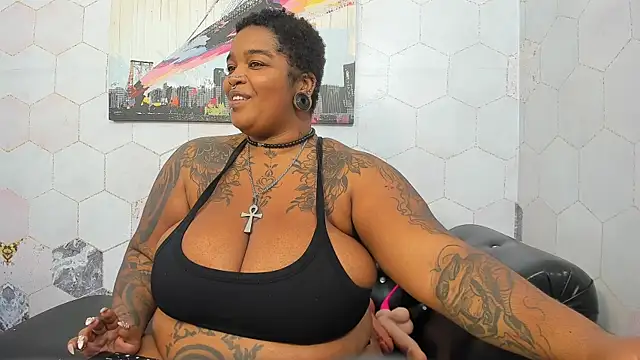Anaa Fuentess online show from 10, 7, 2026