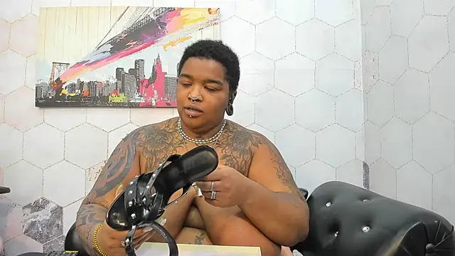 Anaa Fuentess online show from 10, 6, 2026
