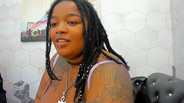 Anaa Fuentess online show from 2, 10, 2025