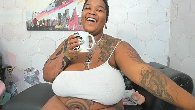 Anaa Fuentess online show from 26, 5, 2026