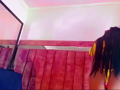 AnntonellaHott online show from 18, 12, 2025