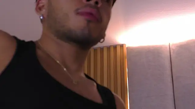 AlexanderJordan online show from 8, 11, 2025