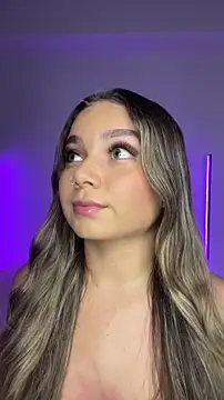 AnnyLopezzz  online show from 18, 11, 2025