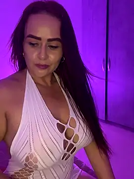 Snapshot of kattywil chatting on 3, 12, 2025 kattywil online show from 3, 12, 2025