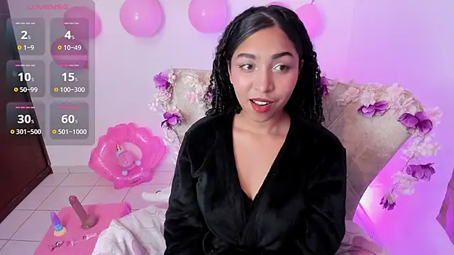 Snapshot of lily_evays_69 chatting on 19, 11, 2025 lily evays 69 online show from 19, 11, 2025