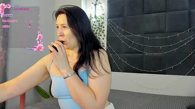 Lea shadom online show from 5, 4, 2026