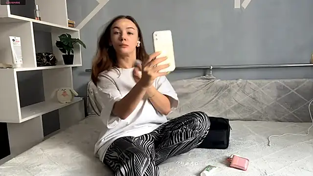 VelvetKate online show from 3, 10, 2025