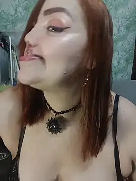 Snapshot of MayaLuna1 chatting on 4, 2, 2026 MayaLuna1 online show from 4, 2, 2026