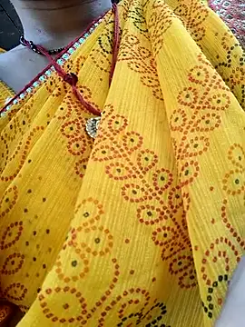 Idhika Handoo online show from 26, 9, 2025