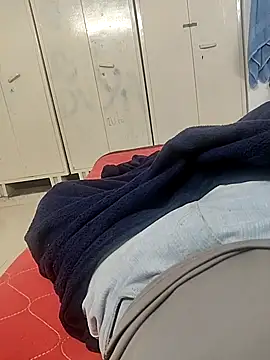 Snapshot of Goodmens5 chatting on 14, 12, 2025 Goodmens5 online show from 14, 12, 2025