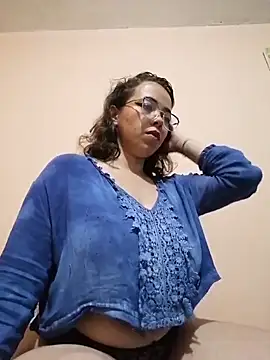 BarbaraLeython1 online show from 18, 11, 2025