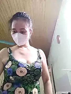 Snapshot of HELEN686 chatting on 9, 9, 2025 HELEN686 online show from 9, 9, 2025