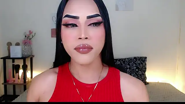 Lessandra Lust online show from 9, 10, 2025