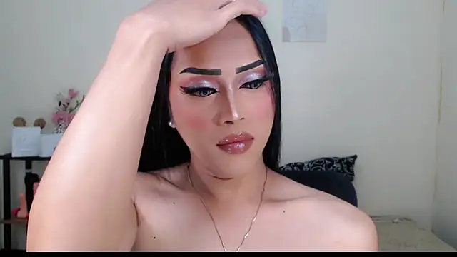 Lessandra Lust online show from 13, 10, 2025