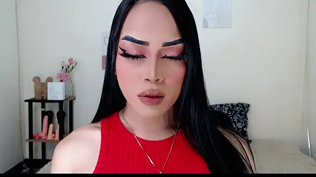 Lessandra Lust online show from 8, 10, 2025