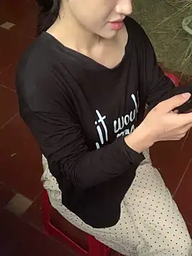 Tieuvi 18 online show from 18, 11, 2025