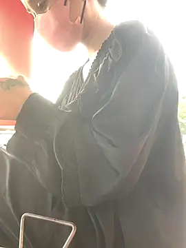 Tieuvi 18 online show from 29, 10, 2025