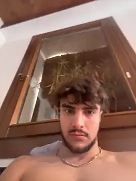 Snapshot of David_leons chatting on 15, 10, 2025 David leons online show from 15, 10, 2025