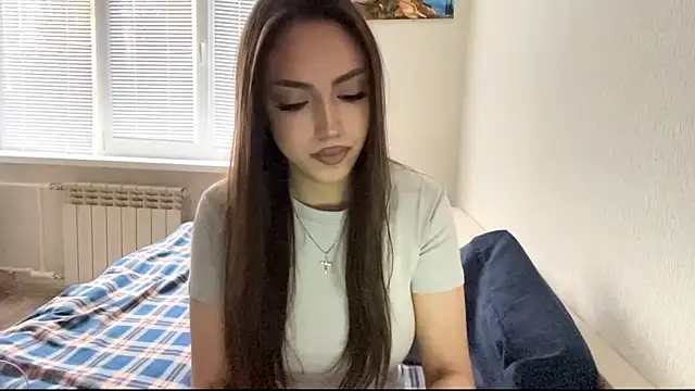 Leaf Unto online show from 18, 10, 2025