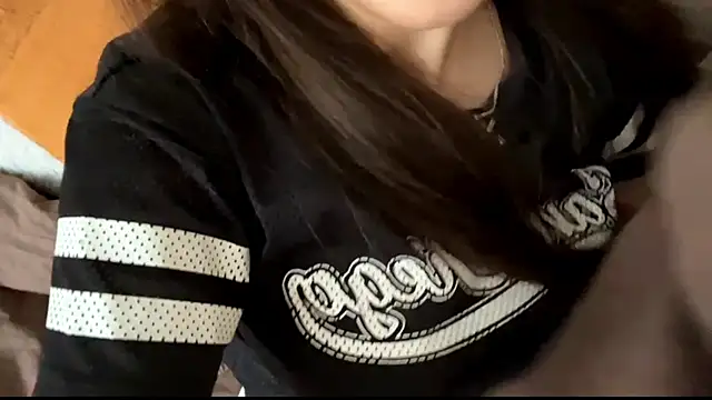 Leaf Unto online show from 13, 11, 2025