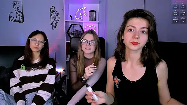 veronica bubble online show from 5, 12, 2025