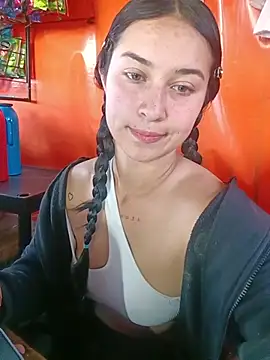 Snapshot of Sol_Sunny chatting on 5, 7, 2026 Sol Sunny online show from 5, 7, 2026