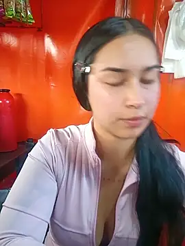 Snapshot of Sol_Sunny chatting on 19, 6, 2026 Sol Sunny online show from 19, 6, 2026