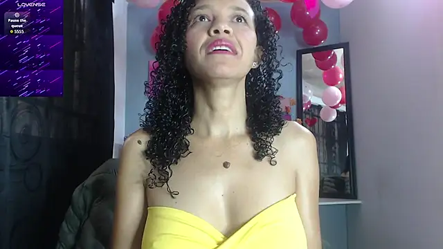 Snapshot of alma_azul chatting on 9, 9, 2025 alma azul online show from 9, 9, 2025