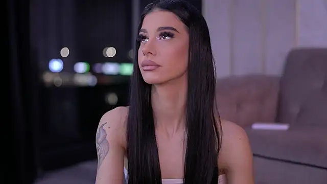 Snapshot of ArinaCarter chatting on 19, 12, 2025 ArinaCarter online show from 19, 12, 2025