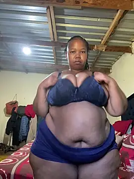 Curvycandy95 online show from 10, 3, 2026