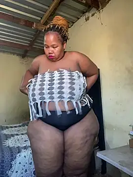 Curvycandy95 online show from 15, 7, 2026