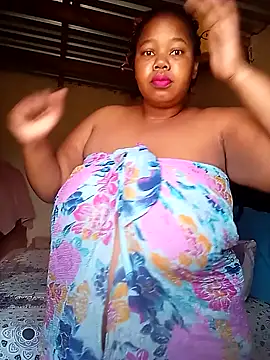 Curvycandy95 online show from 24, 9, 2025