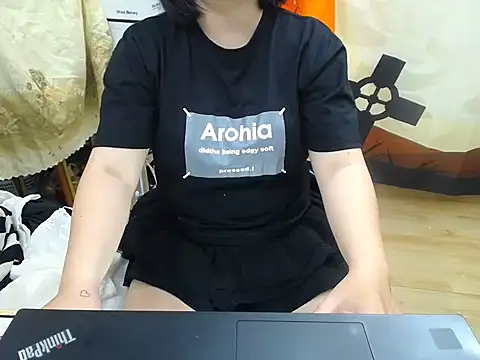 Phuong Myy online show from 14, 11, 2025