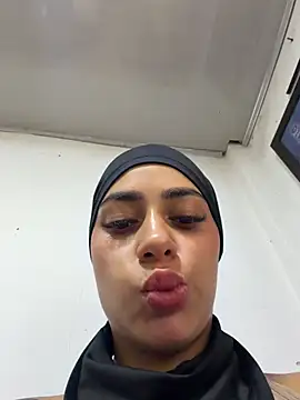 AlannaEvons online show from 25, 3, 2026