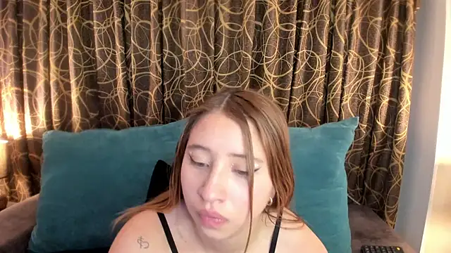 mia skys online show from 7, 2, 2026