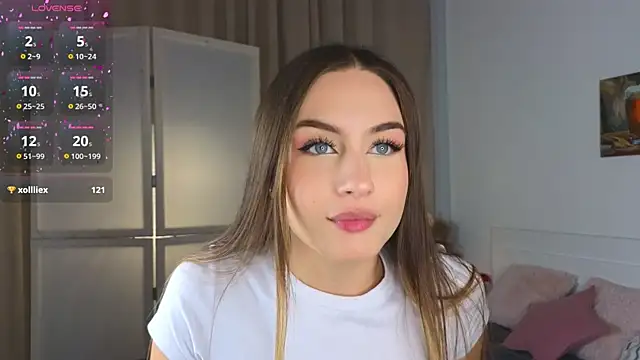 Moonlight1Sonata1 online show from 5, 10, 2025