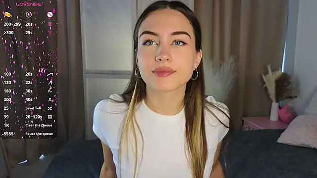 Moonlight1Sonata1 online show from 19, 9, 2025